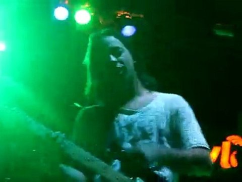 ELLERİ ELLERİME-DUMAN