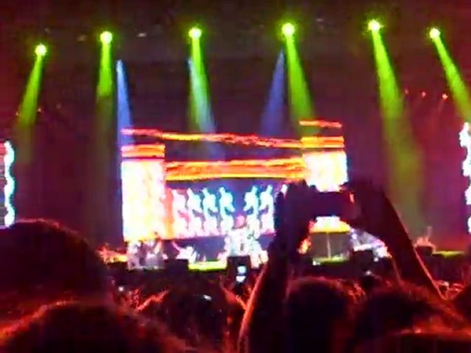 Black Eyed Peas Boom Boom Pow Main Square 2 Juillet 2010