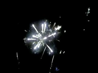 feu d'artifice du 13 juillet  2010 a 23heure a val de reuil