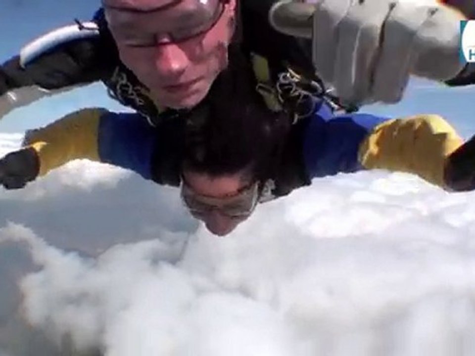 Baptême parachutisme Cathy (http://hanvol-asso.org/)