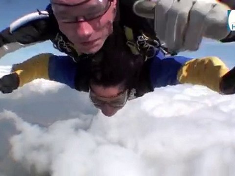 Baptême parachutisme Cathy ( hanvol-asso.org/)