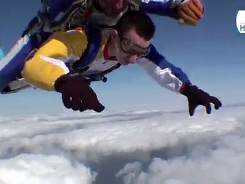 Baptême parachutisme Julien ( hanvol-asso.org/)