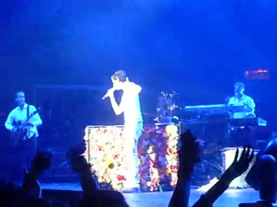 Mika, la solitude, arenes de bayonne, 13 juillet 2010