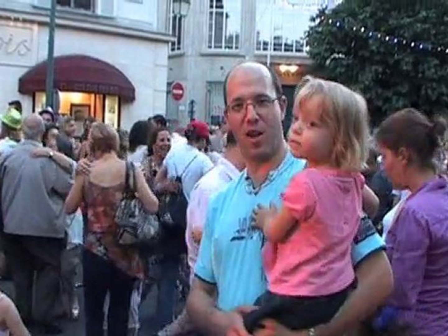 Bal des pompiers à Vincennes 13 juillet 2010 - Vidéo Dailymotion