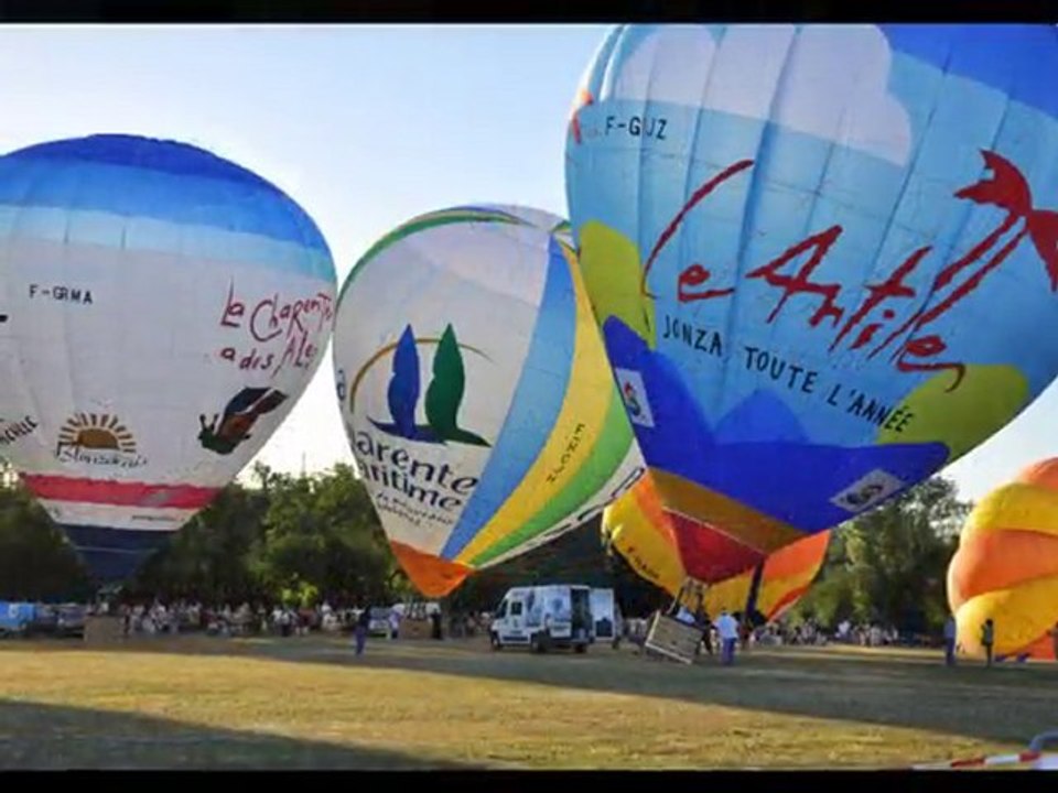 Jonzac, envol de Mongolfiere
