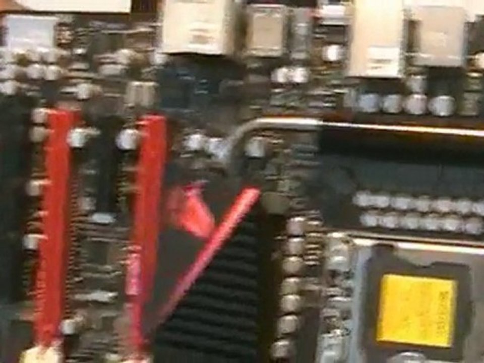 ASUS RAMPAGE III GENE - zonajugones - Portal Tecnologico