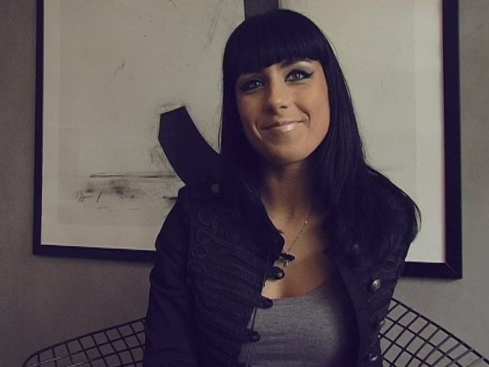 teaser jade laroche