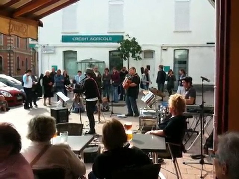 bâts les rues - la foule