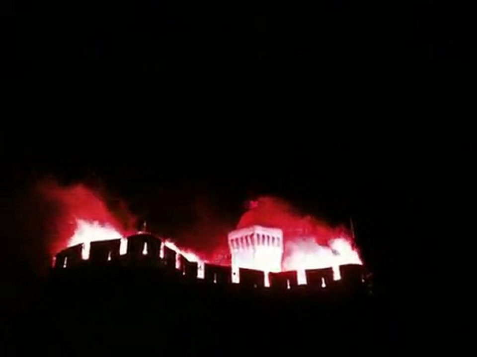 suite n° 2 du feux d'artifice du 14 juillet 2010 à Perpignan