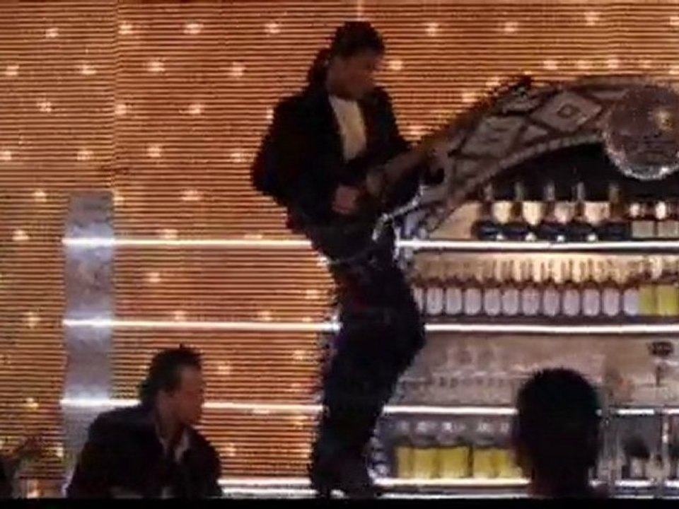 Antonio Banderas & Los Lobos * Cancion Del Mariachi