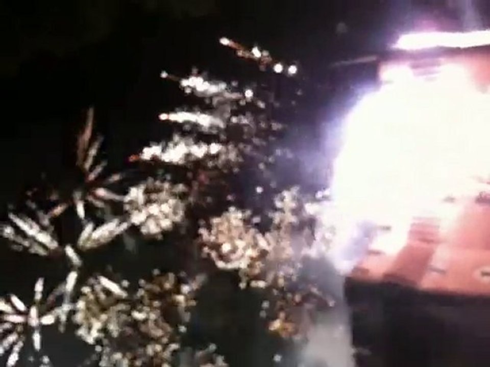vidéo perso : le feux d'artifice du 14 juillet à Perpignan
