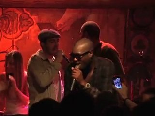 Quinze interprète Master Blaster de Stevie Wonder