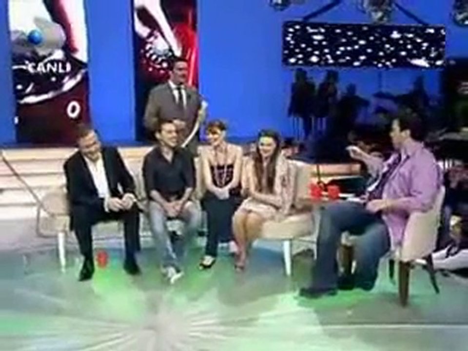 Sahan Beyaz Show'da Recep Ivediki Canlandırıyor