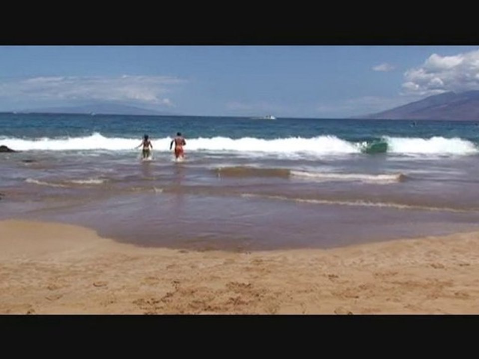Micah LaCerte and Diana Chaloux having fun in Hawaii
