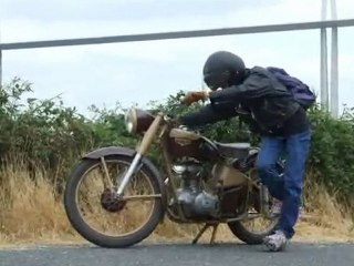 Coups de Kick sous le viaduc...
