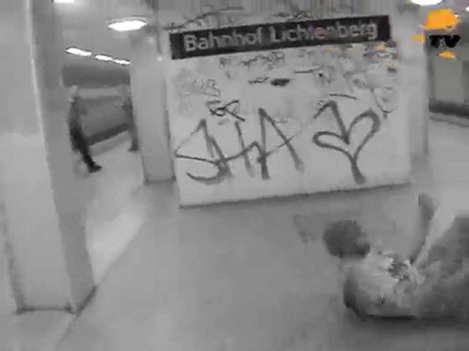 Thomsters parkour and b-boyingtrailer 08/09