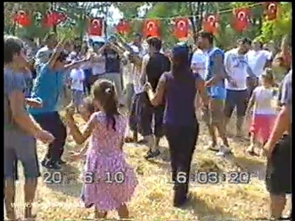 SARVI KÖYÜ PİKNİK 2010 *COŞTU MİLLET*>>> www.sarvikoyu.com