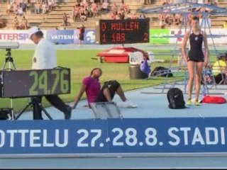 Semenya makes winning return