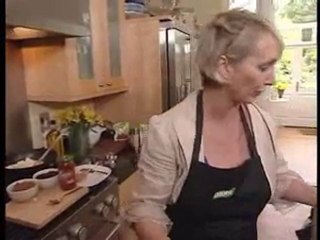 Italian Cooking Video - How Much is Enough