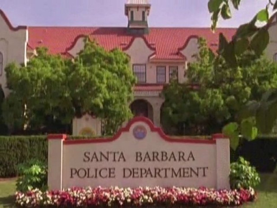 Scene #1 from Psych - "Romeo and Juliet and Juliet" ...