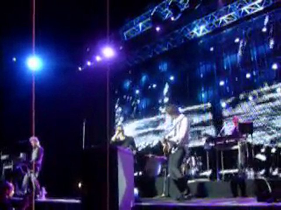 A-Ha - Hunting High And Low (live in Budapest, Hungary 2010)