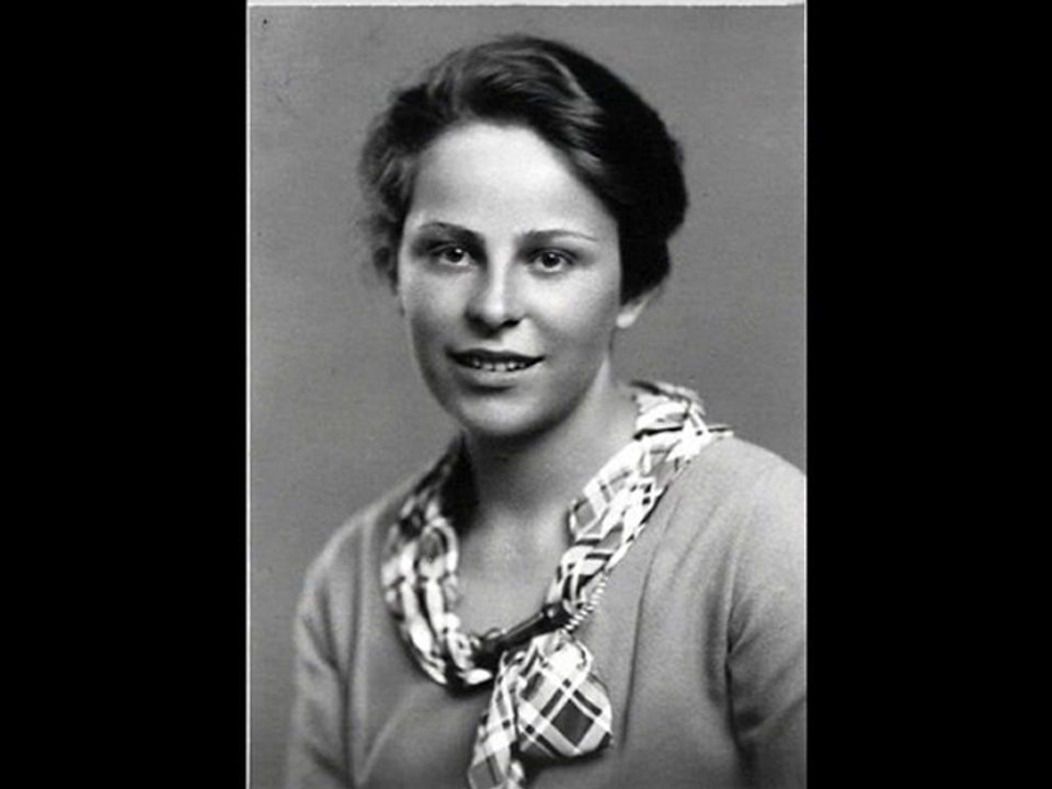 Isolde Ahlgrimm: French Suite in D minor, BWV 812 (Bach)