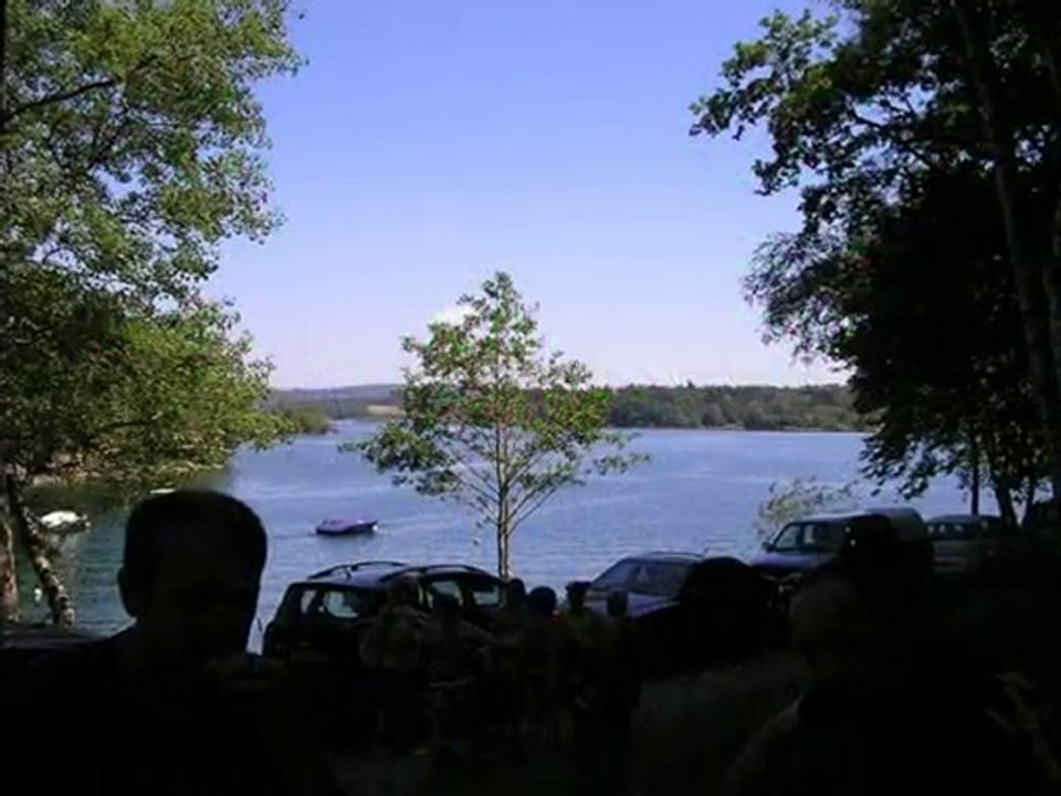 Salles-Curan "Aveyron.12" (vidéo Sylvie et Fifi)