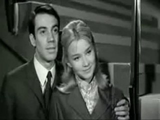 Charles Aznavour - Et pourtant