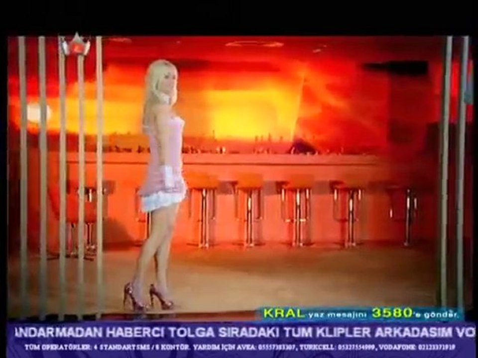 Elif Güvendik-Ah Ne Üzüldüm 2010 Yeni Klip