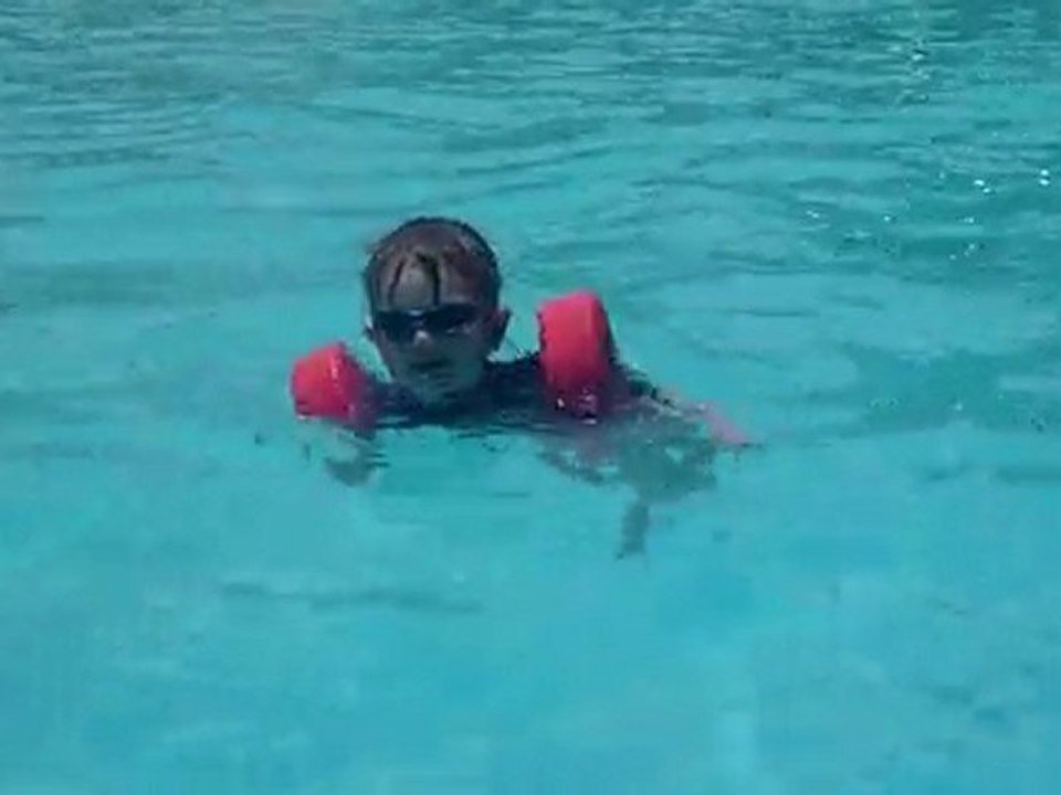 dans le grand bain à Abu Dhabi