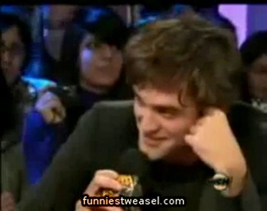 HILARIOUS Funny Interview Moments with Robert Pattinson  8