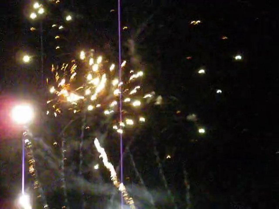 Feu d'artifice Brion 14 Juillet 2010 tiré par EF-Artifices