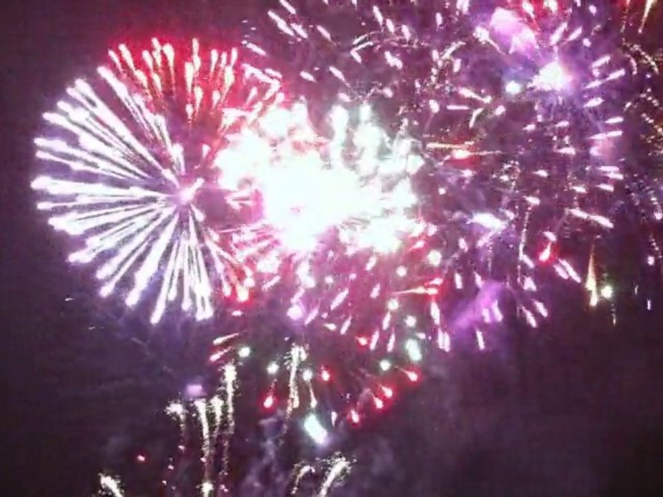 Feu d'artifice Puteaux - 17 Juillet