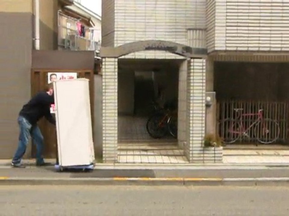 1st Tokyo Fridge Race (09 avril 2010)