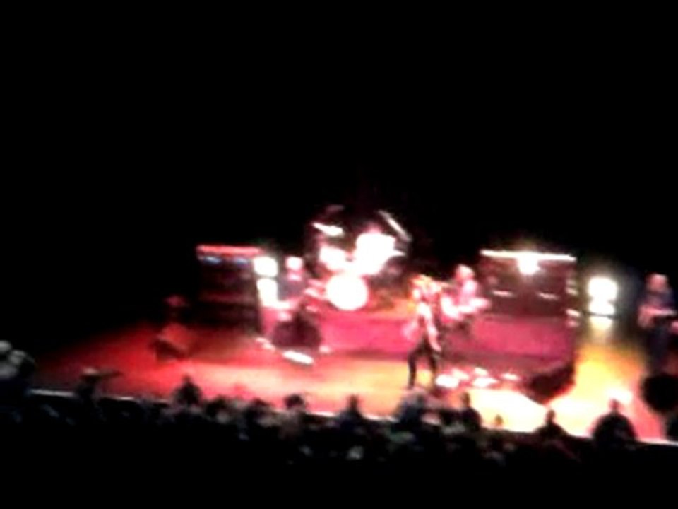 IGGY AND STOOGES PARIS OLYMPIA 7/07/2010