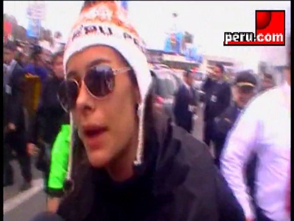 ¡Larisa Riquelme llegó a Lima!