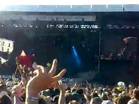 Gaëtan Roussel aux Vieilles Charrues 2010 : Help myself