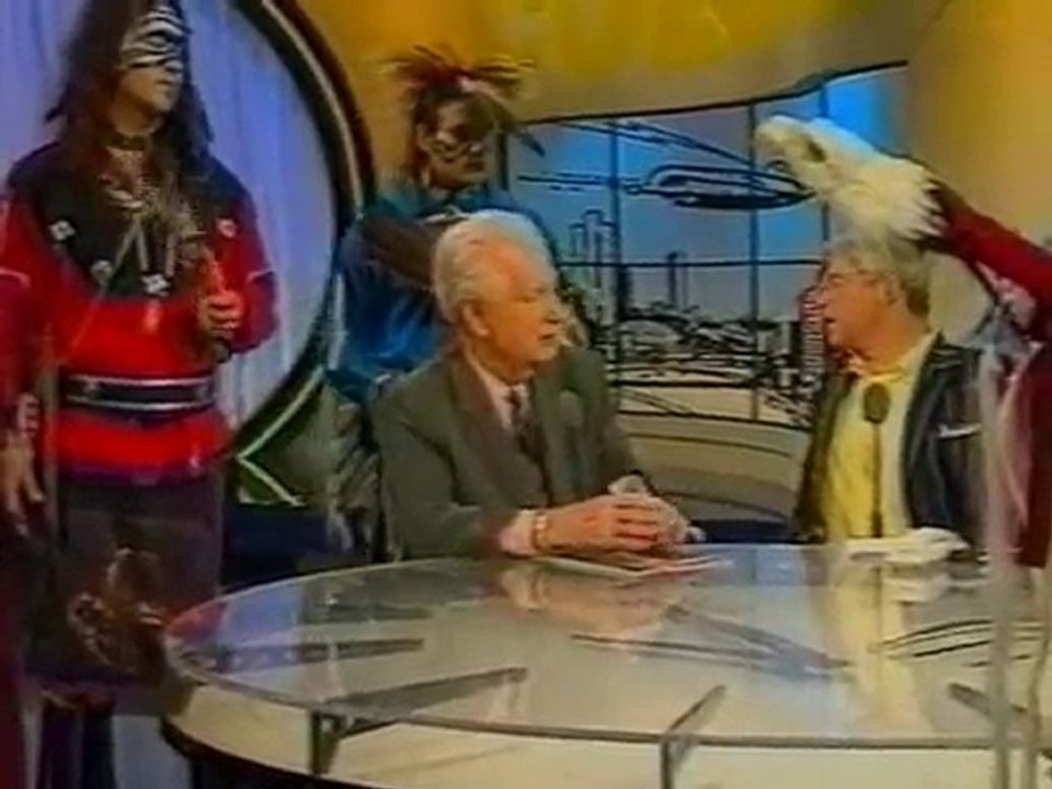 Christophe Dechavanne reçoit Indian nation & Milo YellowHair