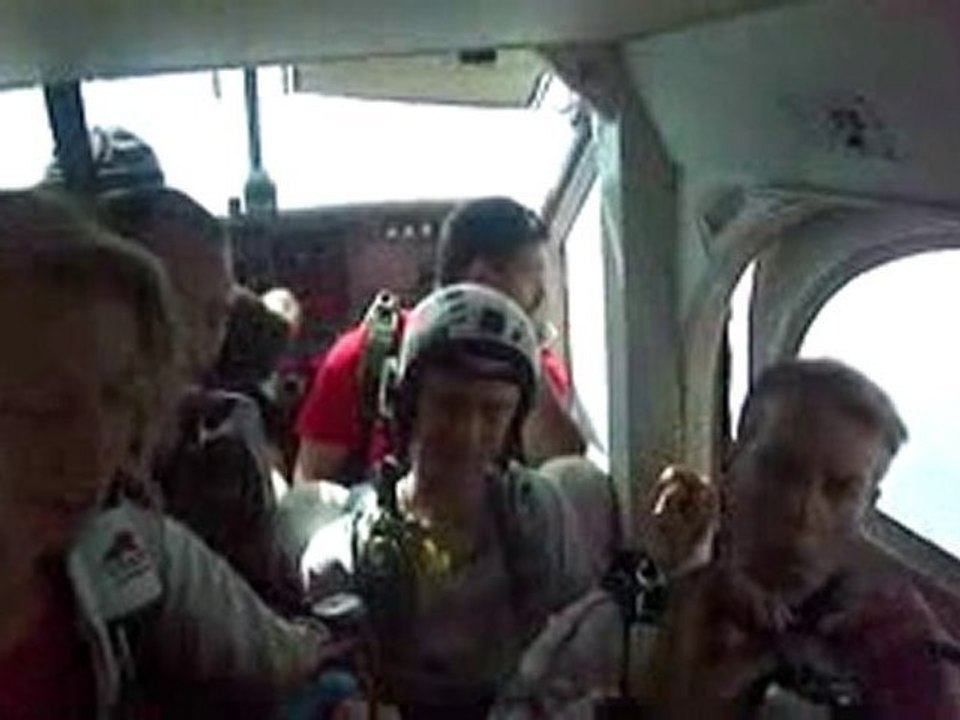 Survol de Nîmes - Parachutisme 4000 Mètres