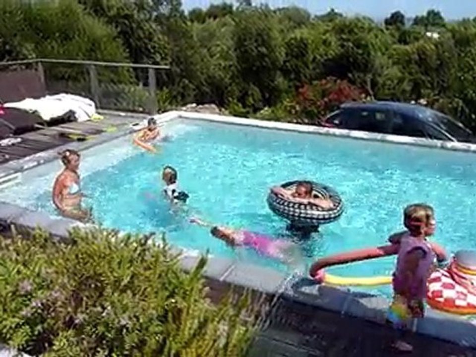 20100703 Dernière baignade ds la piscine Corse