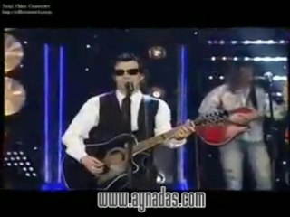 AYNA-Oyle Bir Anda