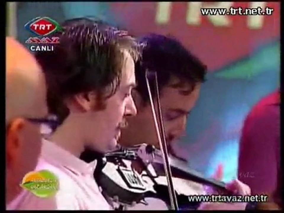 Sümer Ezgü Sevdan yaktı yüreğimi tem2010 TRT