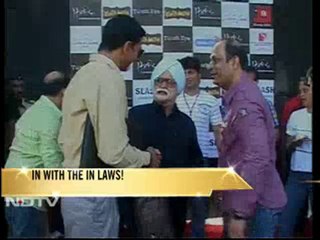 Akki sings Sasural Genda Phool