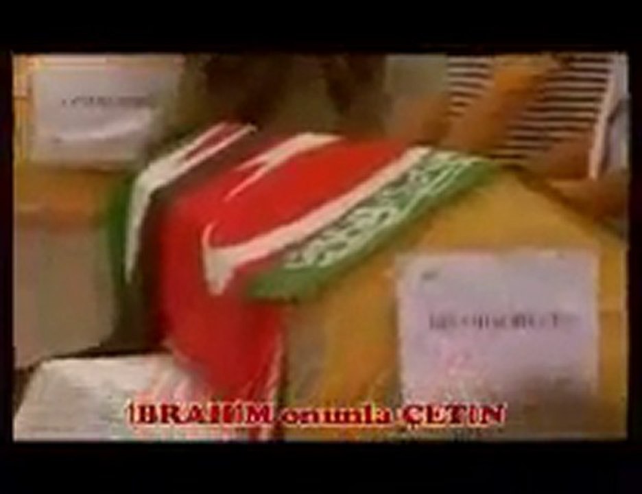 Gazze şehitleri için Filistinlilerin bestelediği müthiş marş