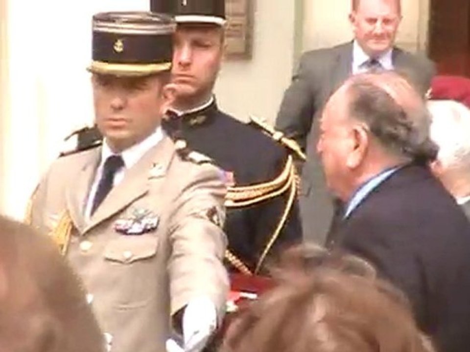remise de la légion d'honneur à un Héros de la seconde guerr