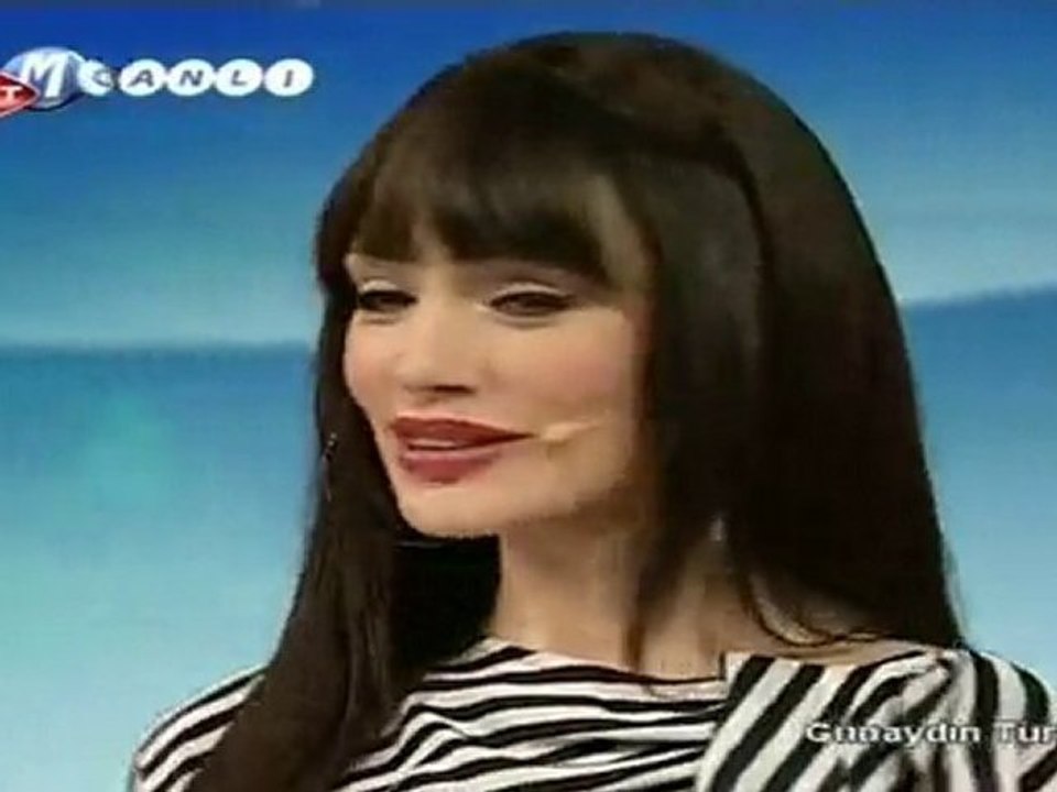 UMUT AKYÜREK £££ Ada Sahillerinde Bekliyorum