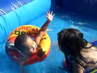 Mi bebe Aprendiendo a nadar!!!