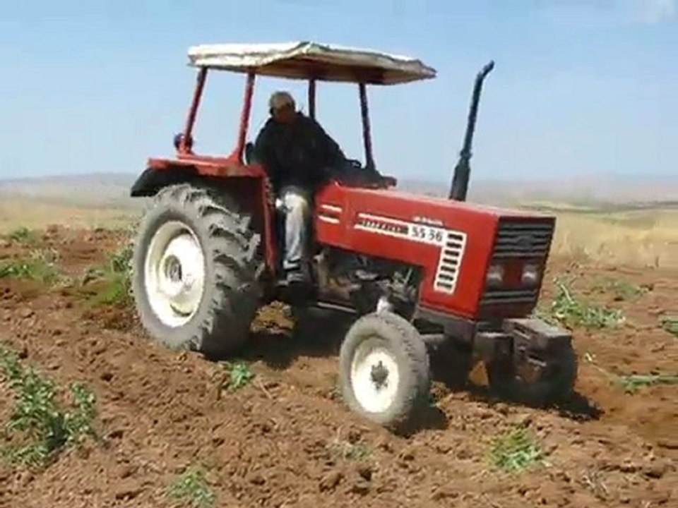 Bekir Torun Tarla Aktarıyor İshaklı Köyü Bayat Çorum