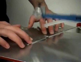 Découpe à la scie HEGNER Aluminium