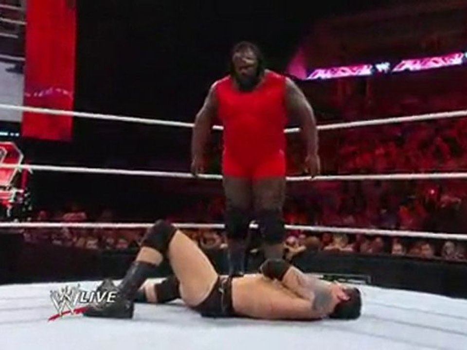 Raw-Mark Henry vs. Wade Barrett[17/9/2010]HD